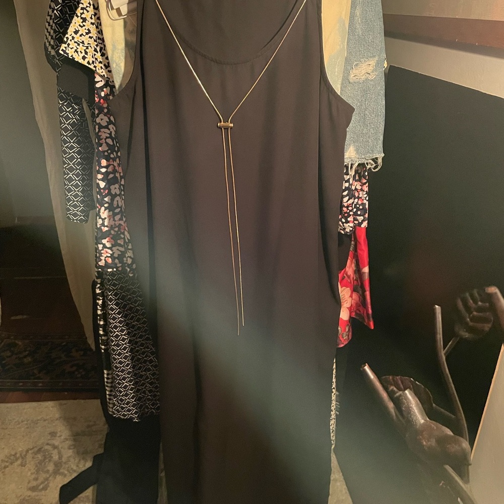 Soprano Black Midi Dress
